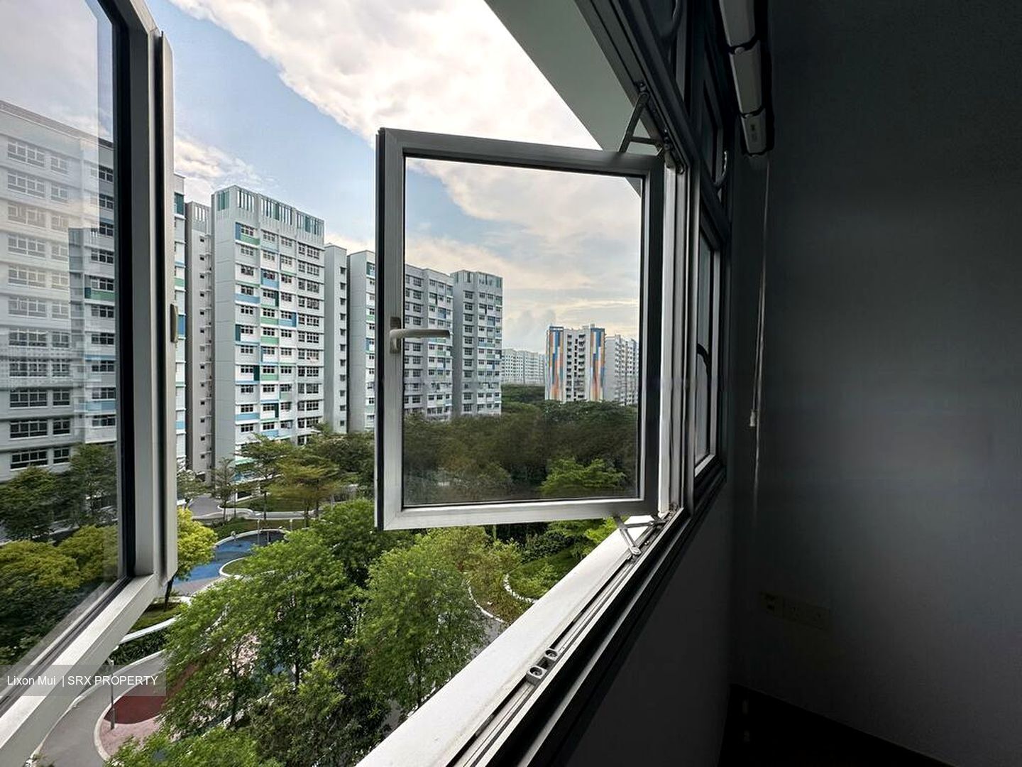 Blk 121B Eastbank @ Canberra (Sembawang), HDB 4 Rooms #485974201